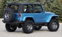 2007-Jeep-Wrangler-All-Access-Rear-And-Side-1920x1440.jpg